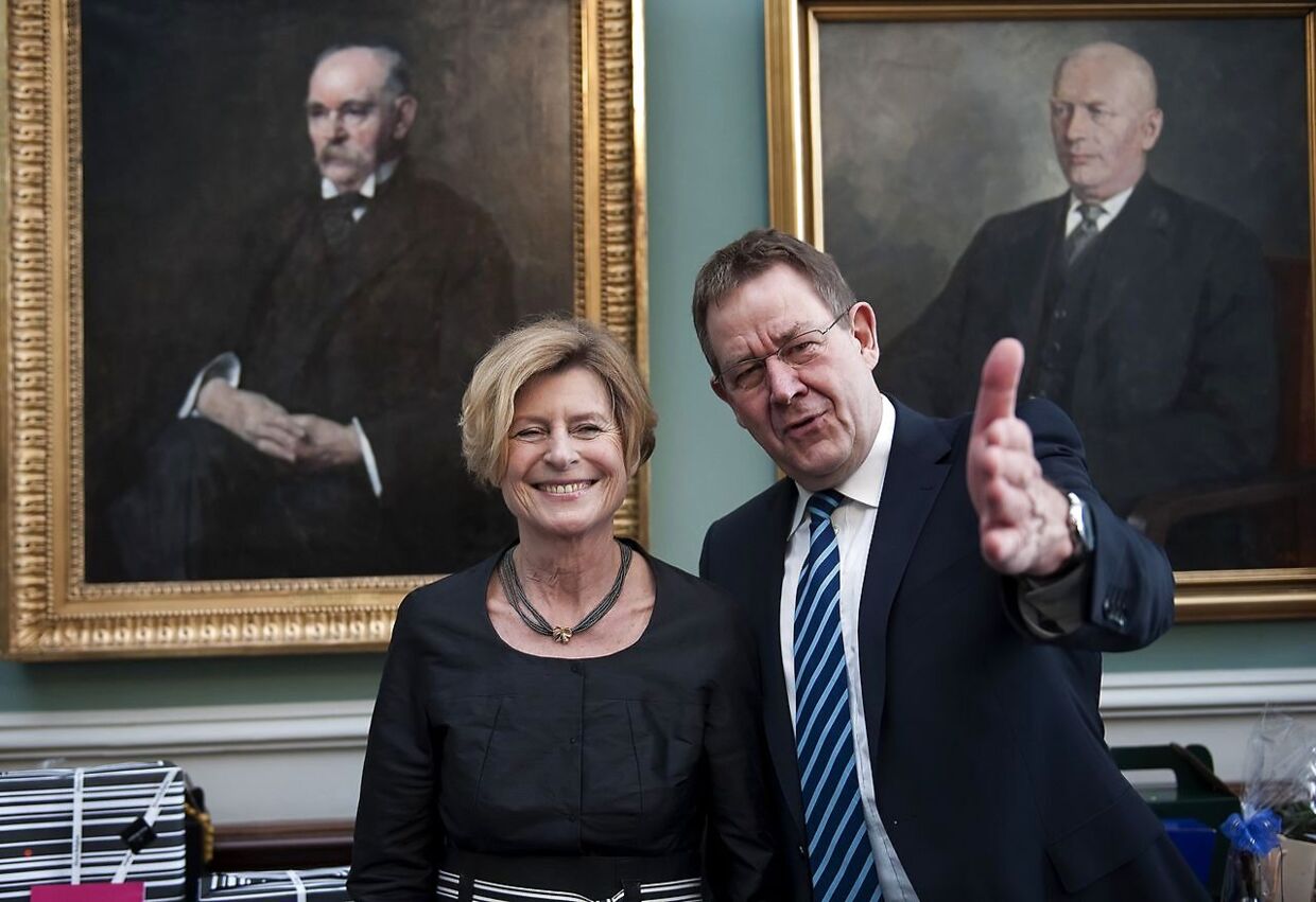 Poul Nyrup og Lone Dybkjær fotograferet ved hendes 70-års fødselsdagsreception i 2010.