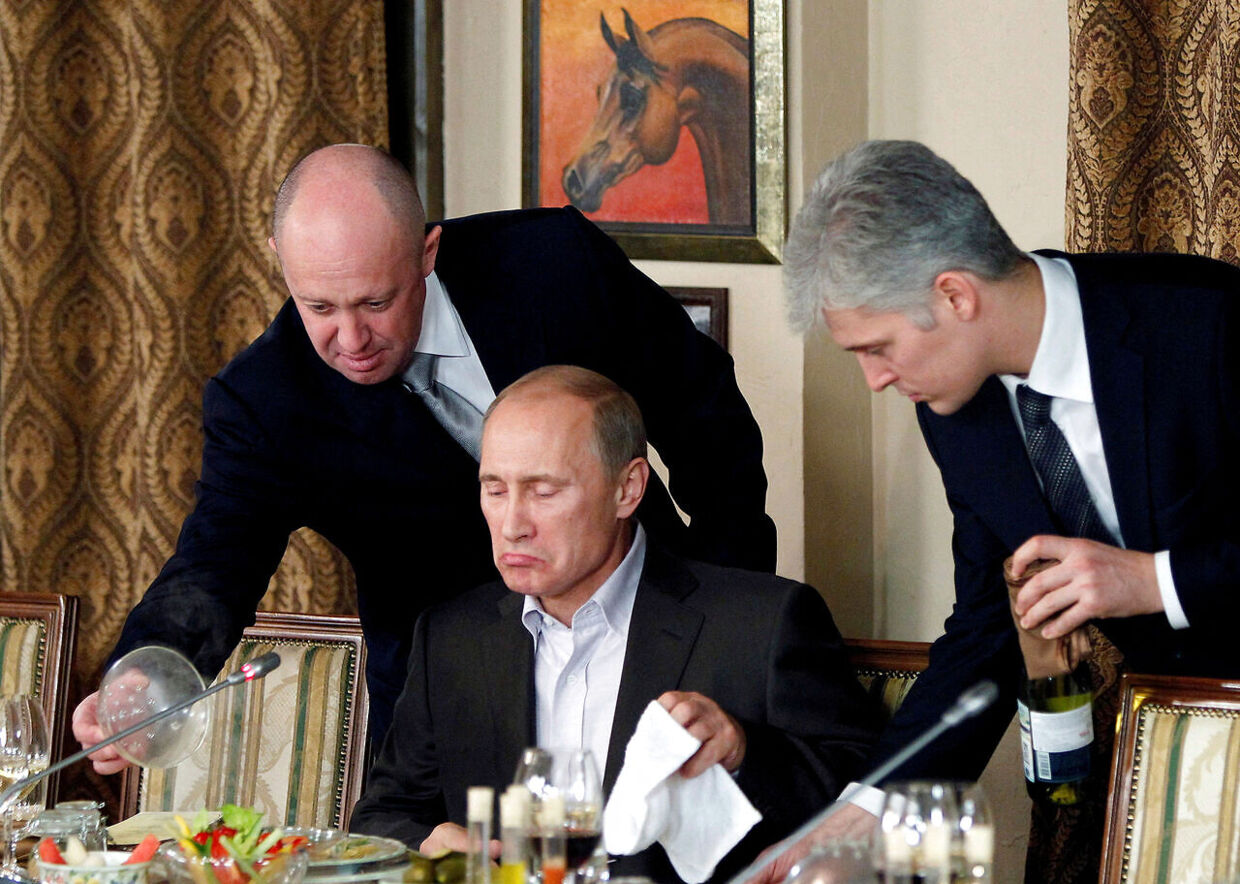 Prigozhin fotograferet med den russiske præsindent Putin i 2011. (Arkivfoto) 