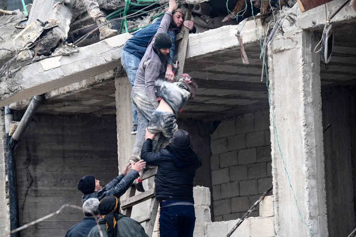 Ødelæggelserne har også været store i nabolandet Syrien.