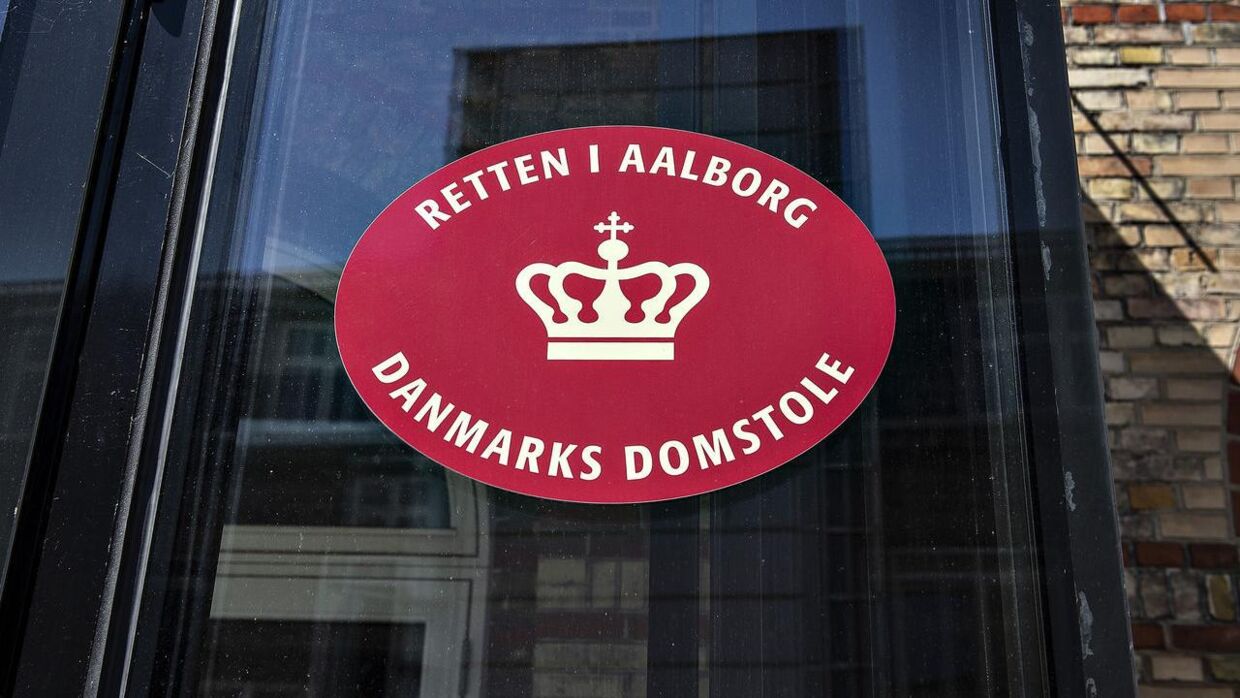 (ARKIV) Indgangen til retten i Aalborg