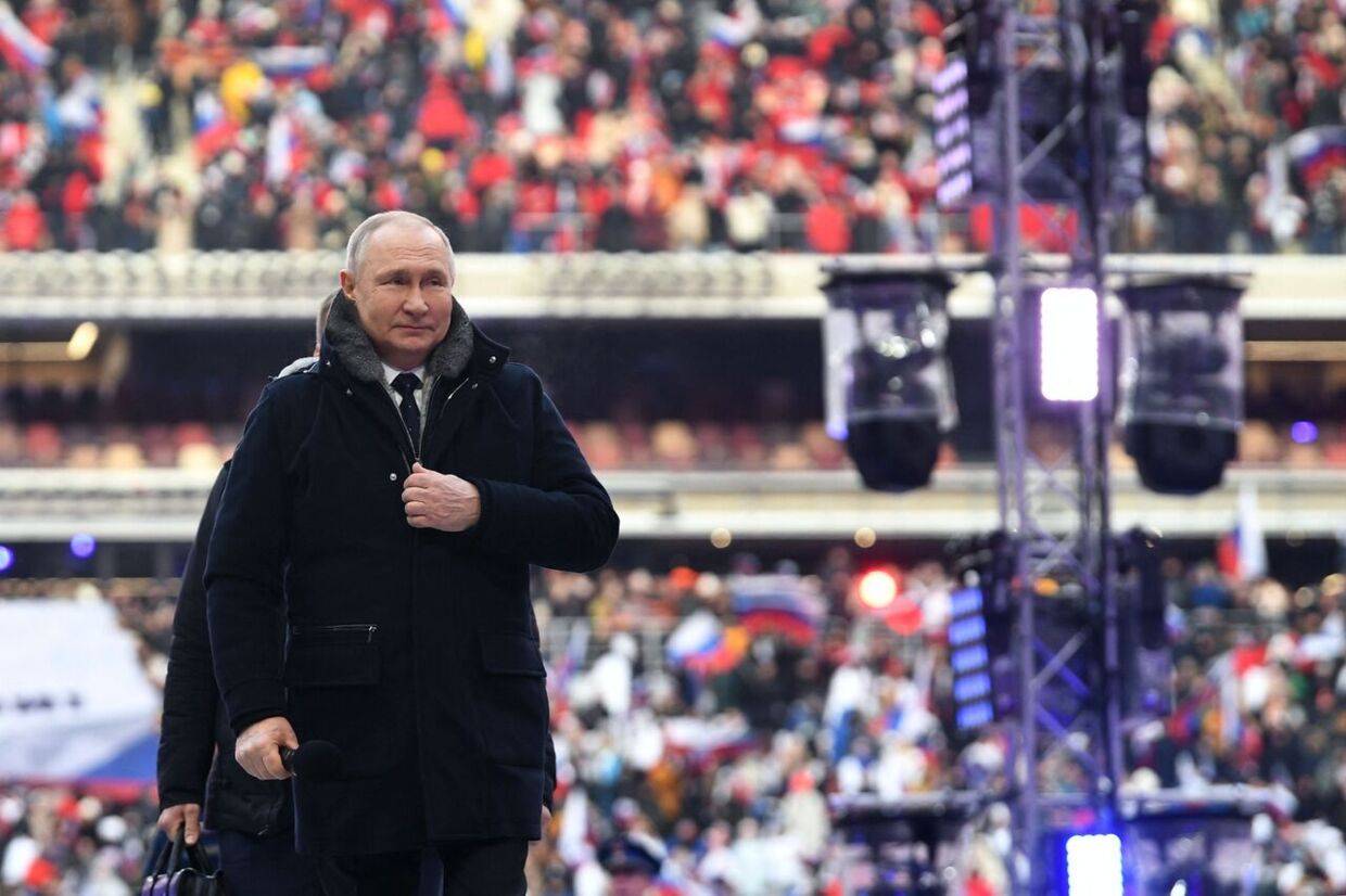 Vladimir Putin taler til nationen i Moskva den 22. februar.