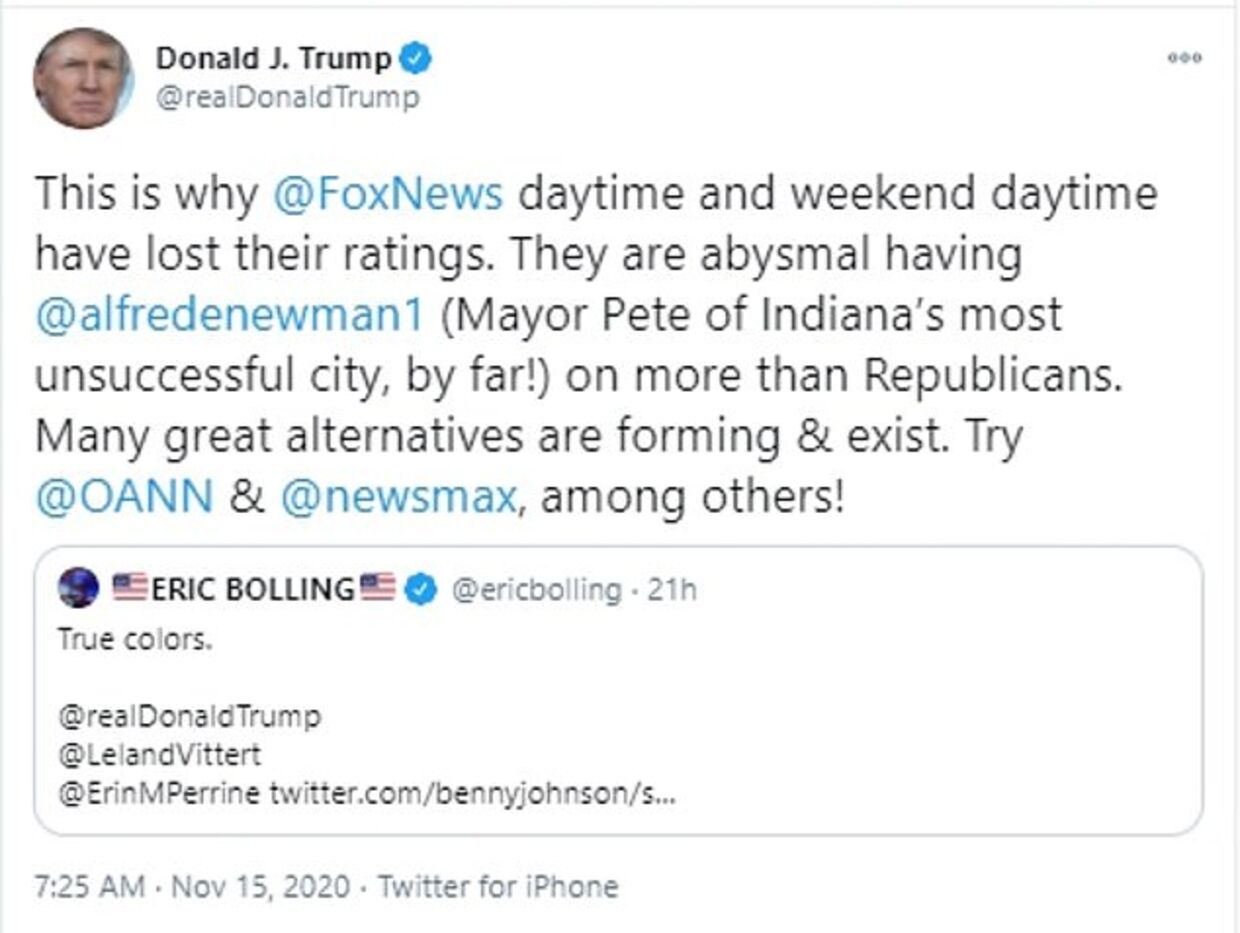 Trump støttede åbenlyst Fox News-konkurrenter som Newsmax og OAN efter det tabte præsidentvalg i november 2020.