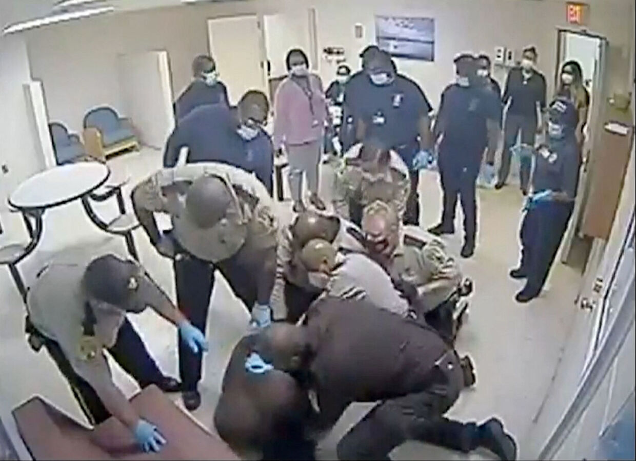 Her ses et billede fra den offentliggjorte video fra Central State Hospital i Petersburg den 6. marts.