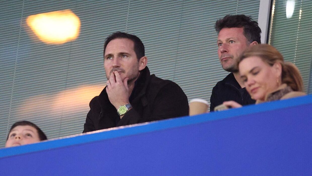 Frank Lampard (tv.) er tæt på at vende retur til Chelsea.