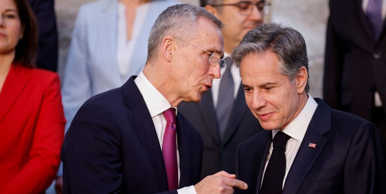 NATOs generalsekretær Jens Stoltenberg og den amerikanske udenrigsminister Antony Blinken i Bruxelles, 5. april.