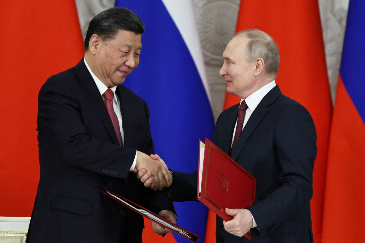 Ruslands præsident,Vladimir Putin, med Kinas præisdent, Xi Jinping, i Moskva for nylig.