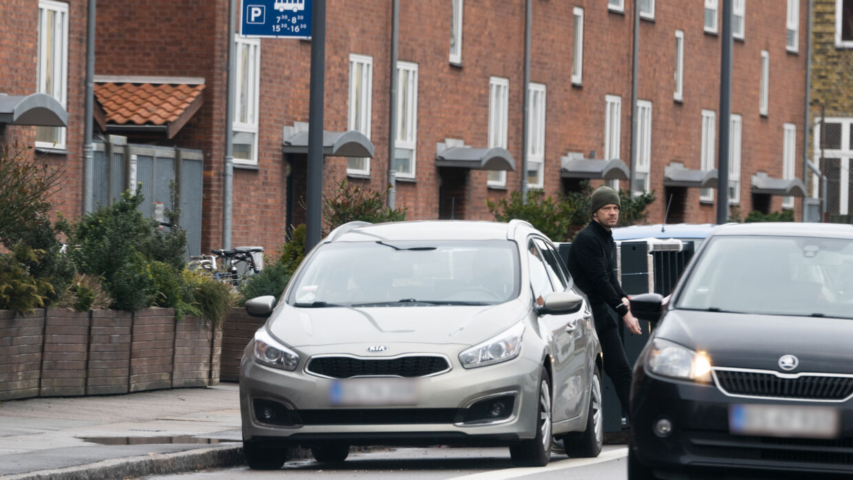 Peter Hummelgaard parkerede flere gange på få uger sin bil ulovligt på samme vej. Foto: Anthon Unger.