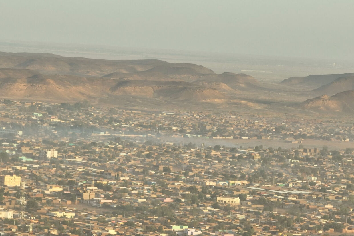 I næsten en uge har Sudans hovedstad, Khartoum, været plaget af hårde kampe. Obtained By Reuters/Reuters