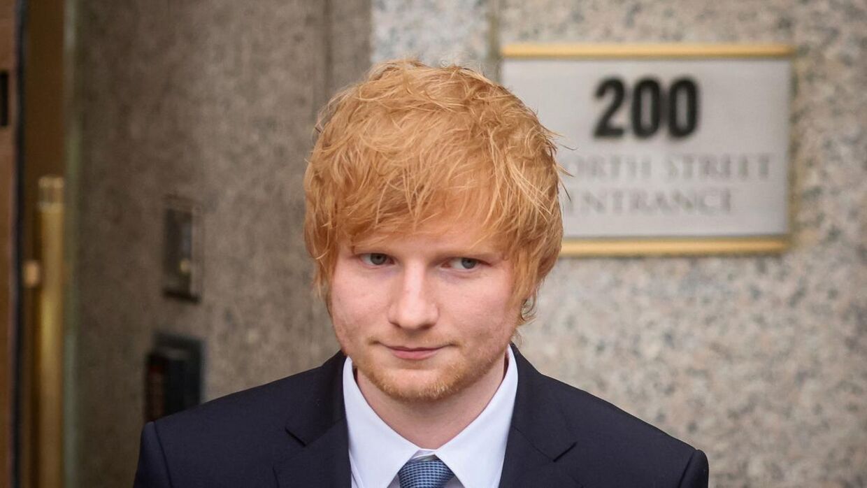 Ed Sheeran på vej væk fra retten. Han er anklaget for at kopiere Marvin Gaye-hittet 'Lets Get it On'. 