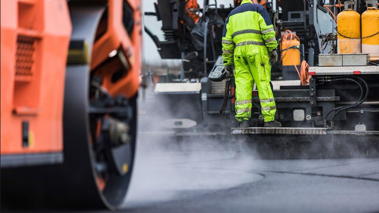 Fra på søndag 14. maj og otte uger frem udskifter Vejdirektoratet asfalt på en strækning af Fynske Motorvej.