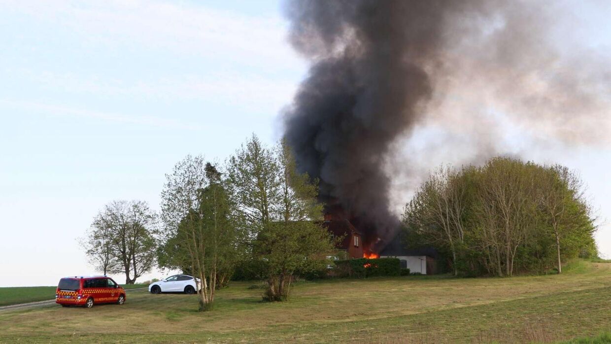 Brand på landejendom nær Silkeborg.