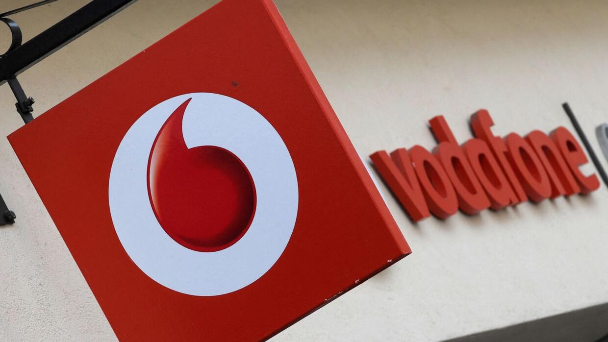 Vodafone har omtrent 18 millioner kunder i Storbritannien.