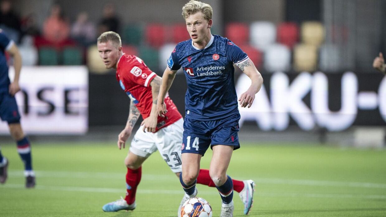 Malthe Højholt tiltrækker igen opmærksomhed fra større klubber end AaB. 