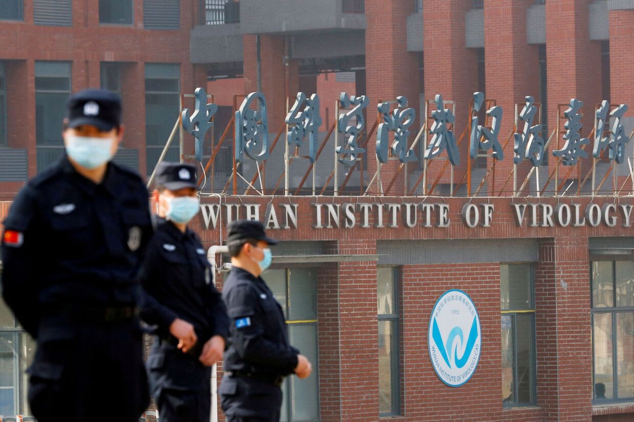 FILE PHOTO: WHO team visits Wuhan Institute of Virology En kinesisk coronaforsker har angiveligt løftet sløret for, at Kinas har gennemført officielle undersøgelse af laboratorie i Wuhan.
