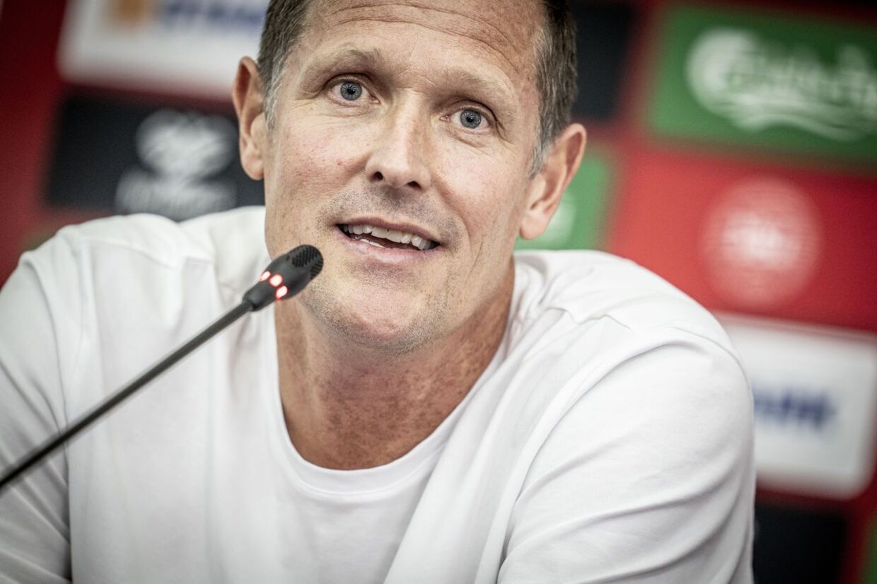 Fodbolddirektør for DBU Peter Møller afviser, at Hjulmand skulle være på vej videre.