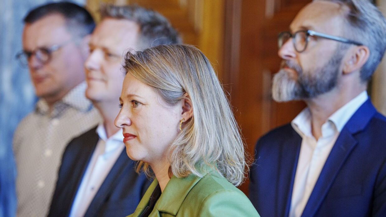 Overborgmester Sophie Hæstorp Andersen (S) præsenterede tirsdag en budgetaftale for to år med en række partier i Borgerrepræsentationen. Enhedslisten er ikke med i den og dermed sendt ud i kulden på rådhuset.