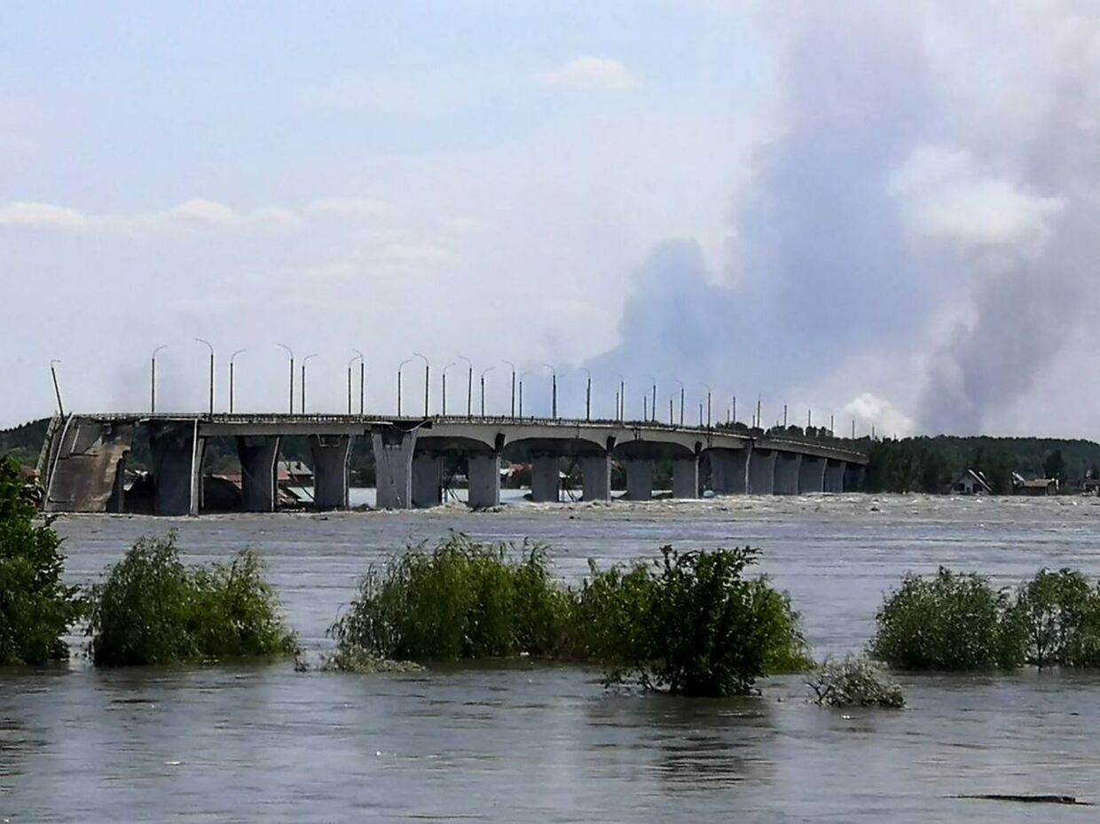 Her ses noget af det oversvømmede areal efter sprængningen af dæmningen i Kherson. 