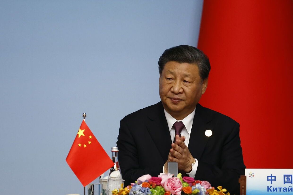 Der er drastiske økonomiske tiltag på vej i Kina, efter flere økonomiske nøgletal har skuffet. På billedet: Kinas leder, Xi Jinping. 