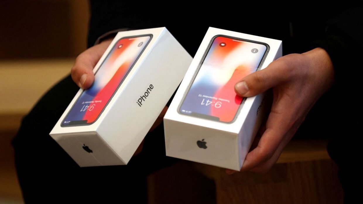 I Danmark er iPhonen den mest solgte telefon. Men EU tvinger Apple til at skulle lave store ændringer inden 2027.