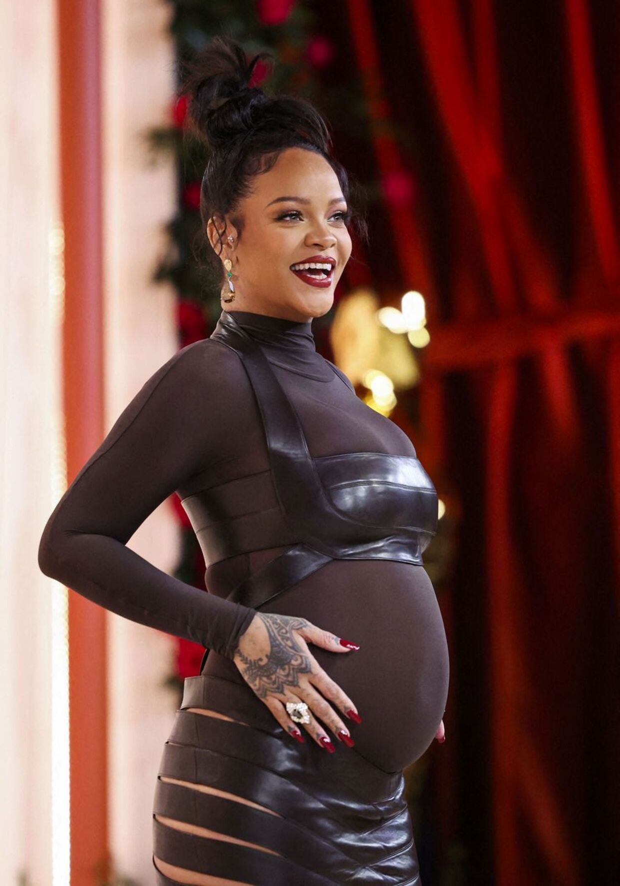 Rihanna viste senest sin gravide mave offentligt frem i marts 2023 til Oscar-showet.