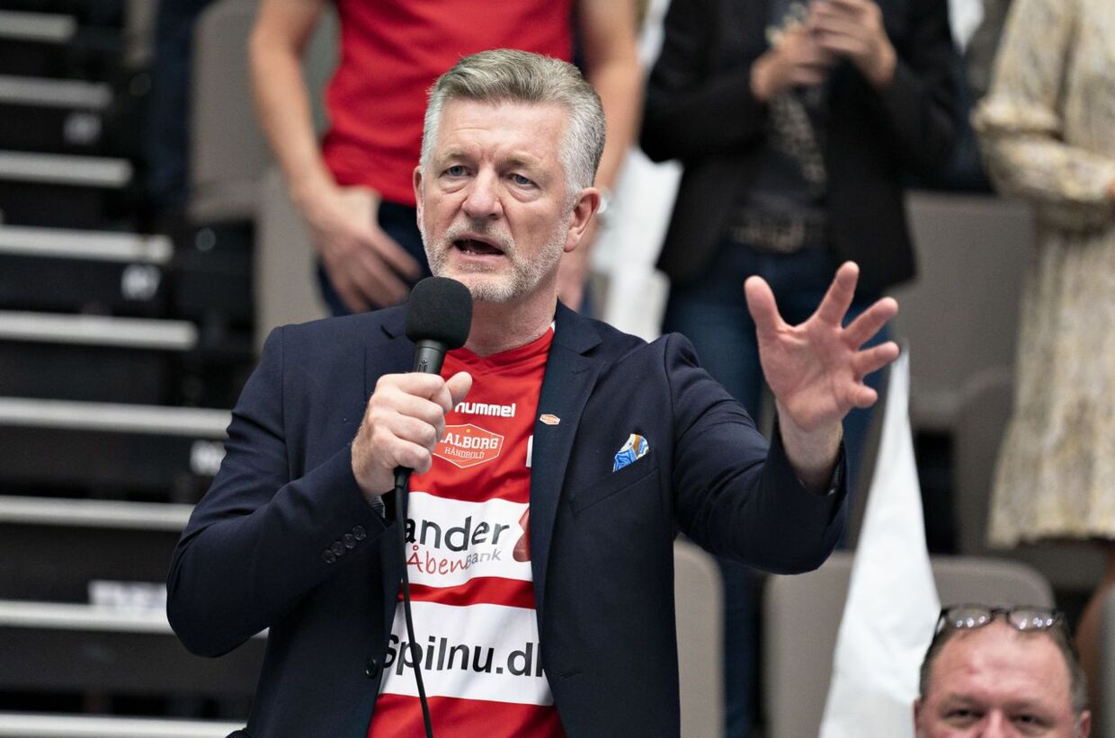 Aalborg-chef Jan Larsen jubler over Hansens comeback. (Foto: Henning Bagger/Ritzau Scanpix)
