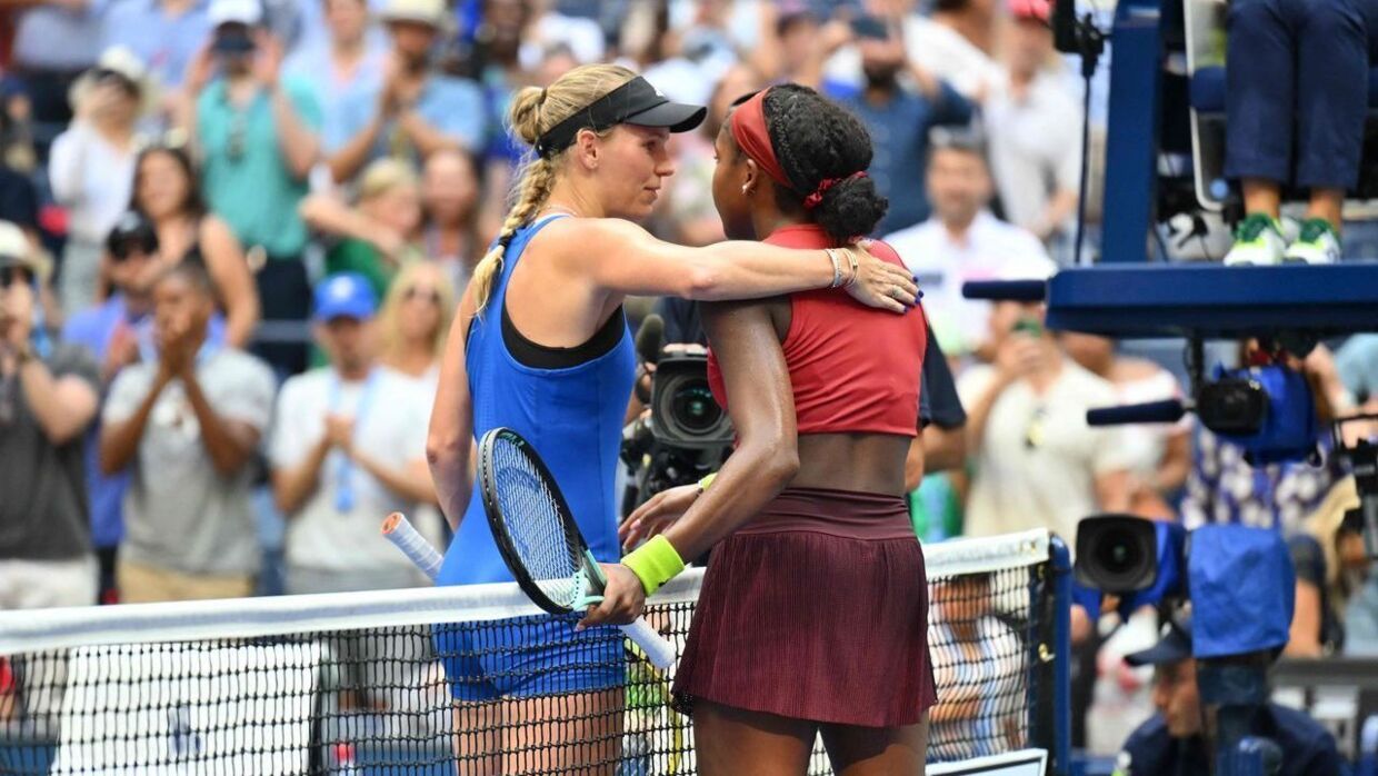 Caroline Wozniacki tabte søndag aften til amerikanske Coco Gauff ved US Open.