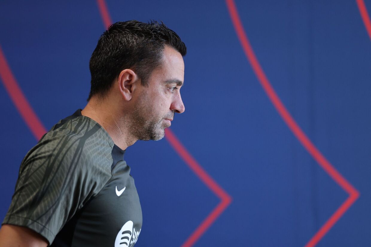 Xavi står i spidsen for et hold, der er under pres fra klubbens tidligere store præstationer.