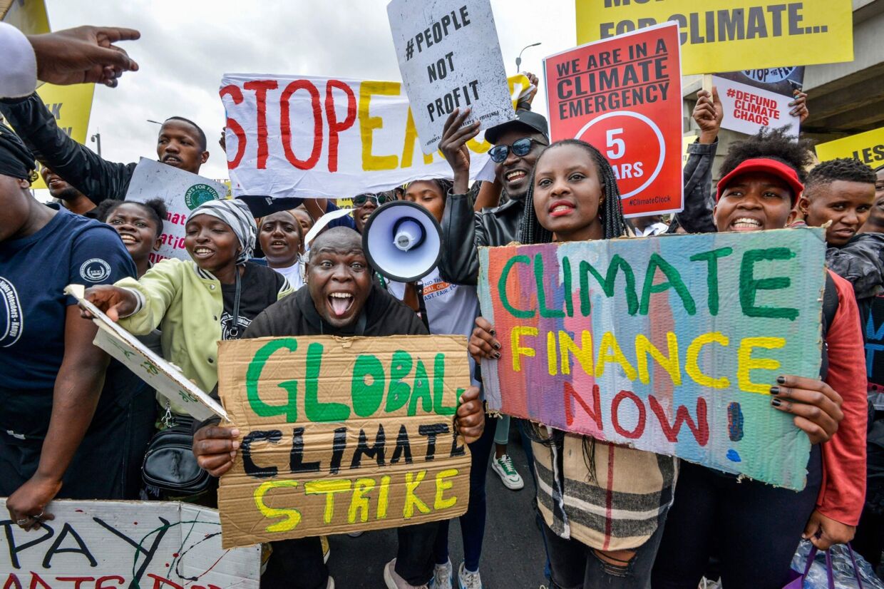 Klimaaktivister i Kenya, hvor der for nogle uger siden var afrikansk klimatopmøde, kræver klimafinansiering. Verdens rige lande lever ikke op til deres løfter om klimabistand ifølge rapport. (Arkivfoto).