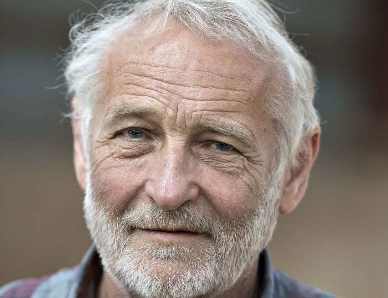 79-årige Niels Hausgaard frygter ikke længere døden. For han har prøvet det.