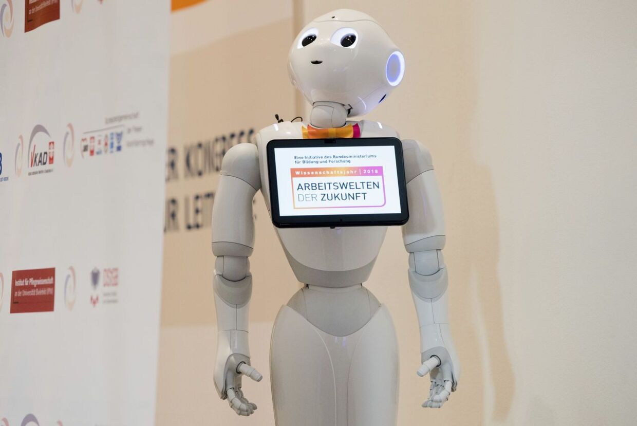 Dette er ikke robotten, som bliver brugt i forskningsprojeket. Det er et arkivbillede fra konferencen 'Altenpflege' i Hannover i 2018. 