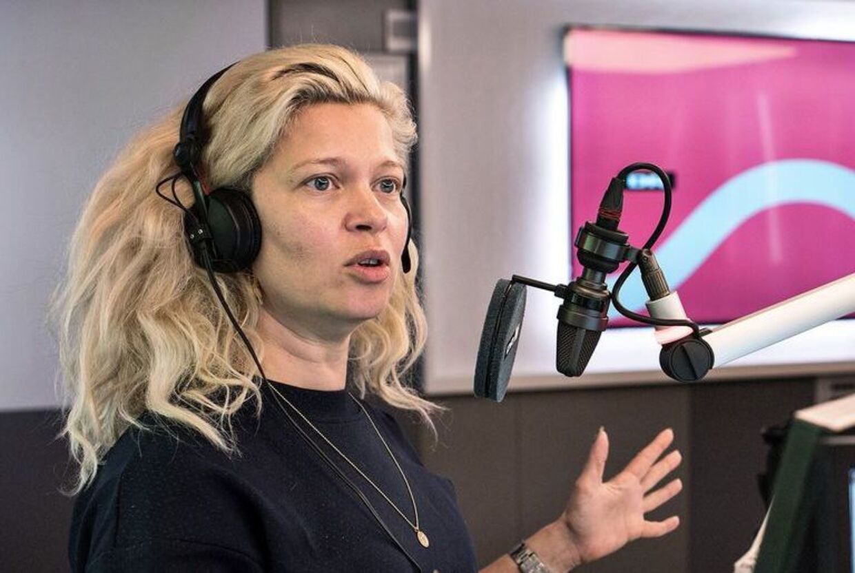 Sara Bro er vært på DR-radioprogrammet 'Sara &amp; Monopolet'.