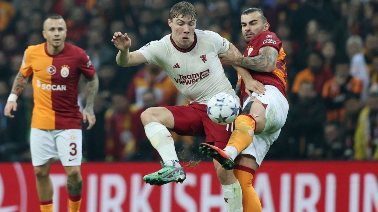 Rasmus Højlund og Manchester United havde det svært i Istanbul.