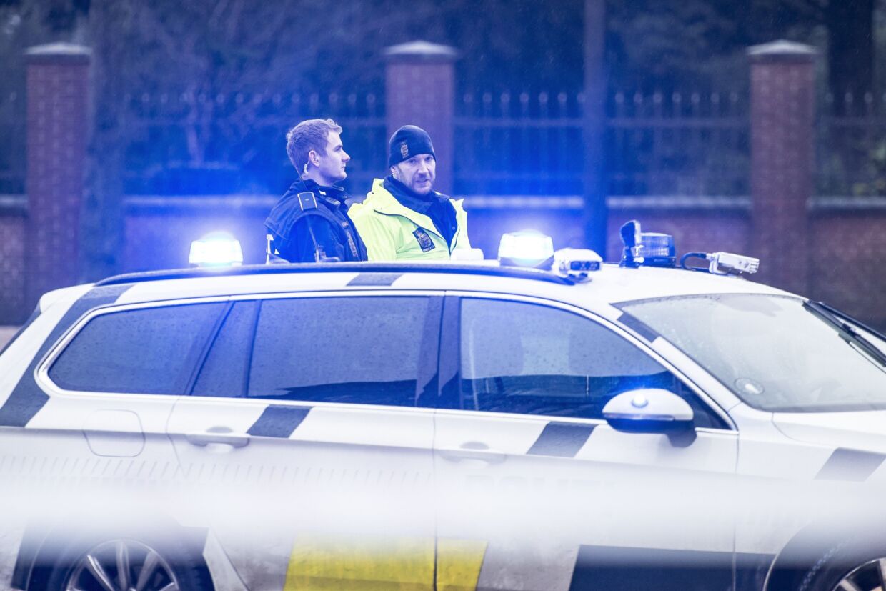 Da en patruljevogn natten til tirsdag kom ud til et parkeringshus i Køge, fandt de en hjemløs mand stærkt forslået og med store skader i hovedet. En 15-årig dreng er sigtet. (Arkivfoto).