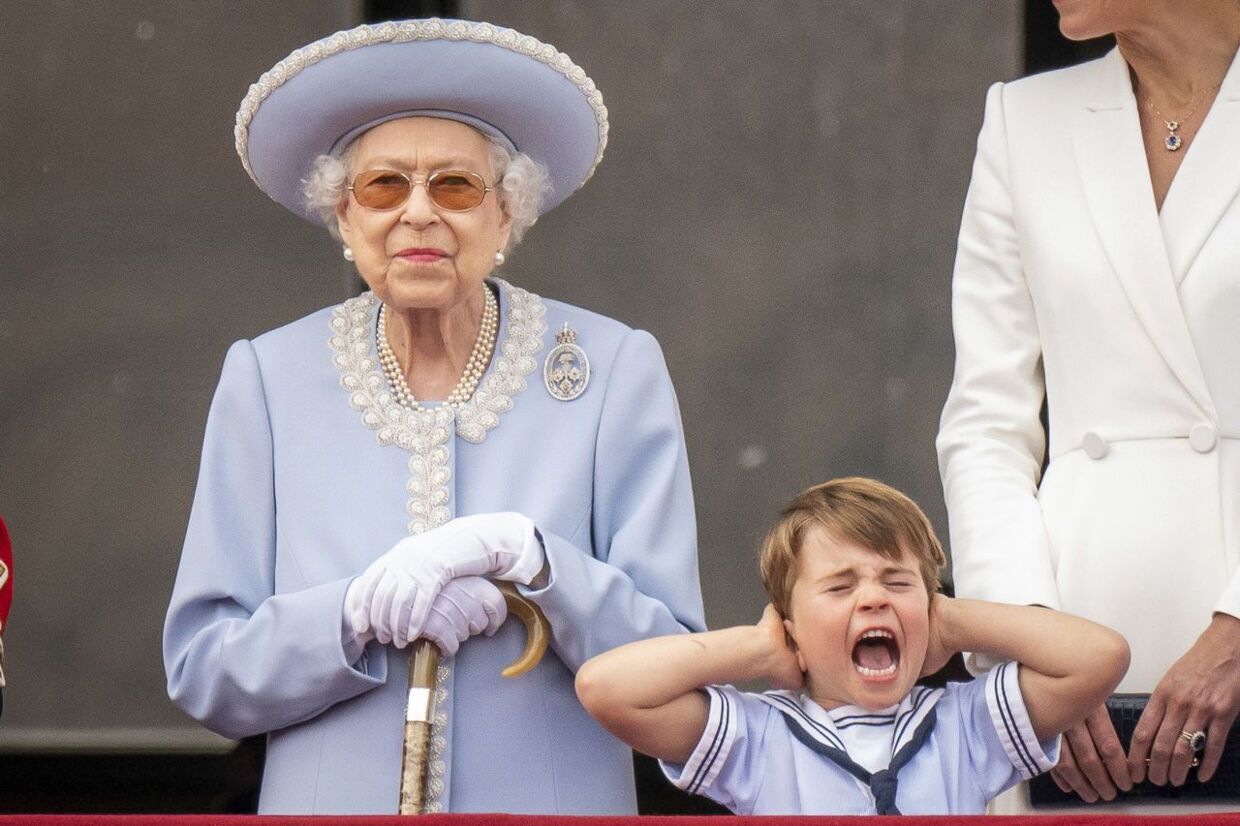 Her ses den dengang fire-årige Louis under nu afdøde dronning Elizabeths 70 års-regeringsjubilæum sidste år.