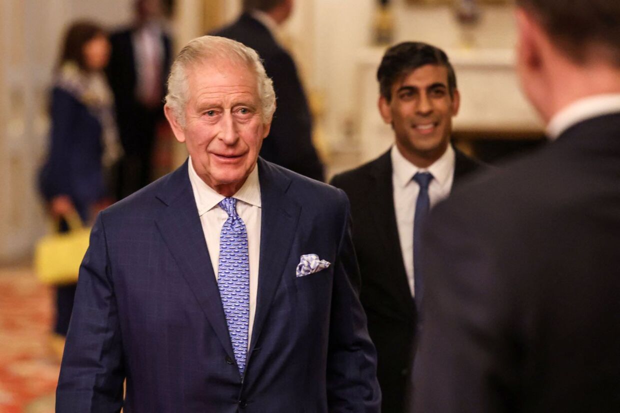 Her ses den britiske kong Charles sammen med premierminister Rishi Sunak i november sidste år.