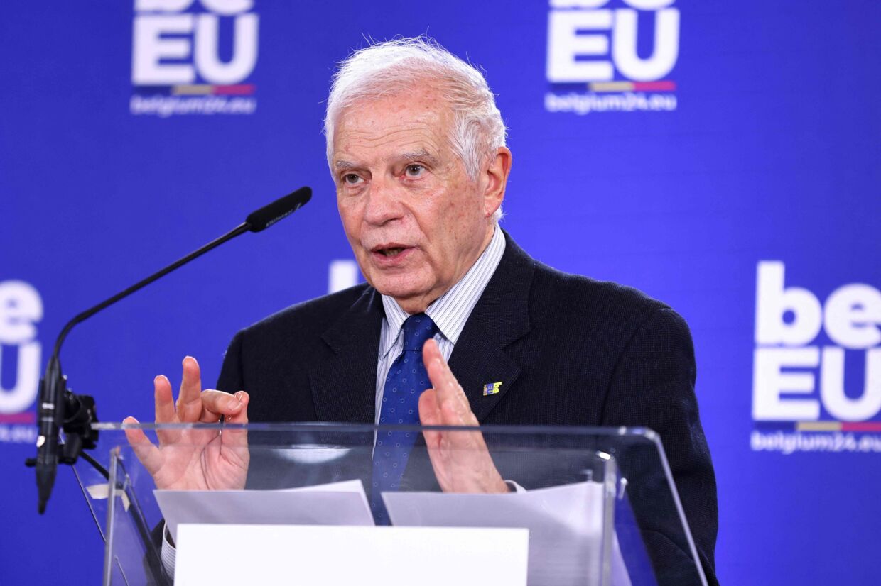Det internationale samfund bør levere færre våben til Israel, hvis man frygter civile tab i Gaza. Det siger EU's udenrigschef, Josep Borrell.