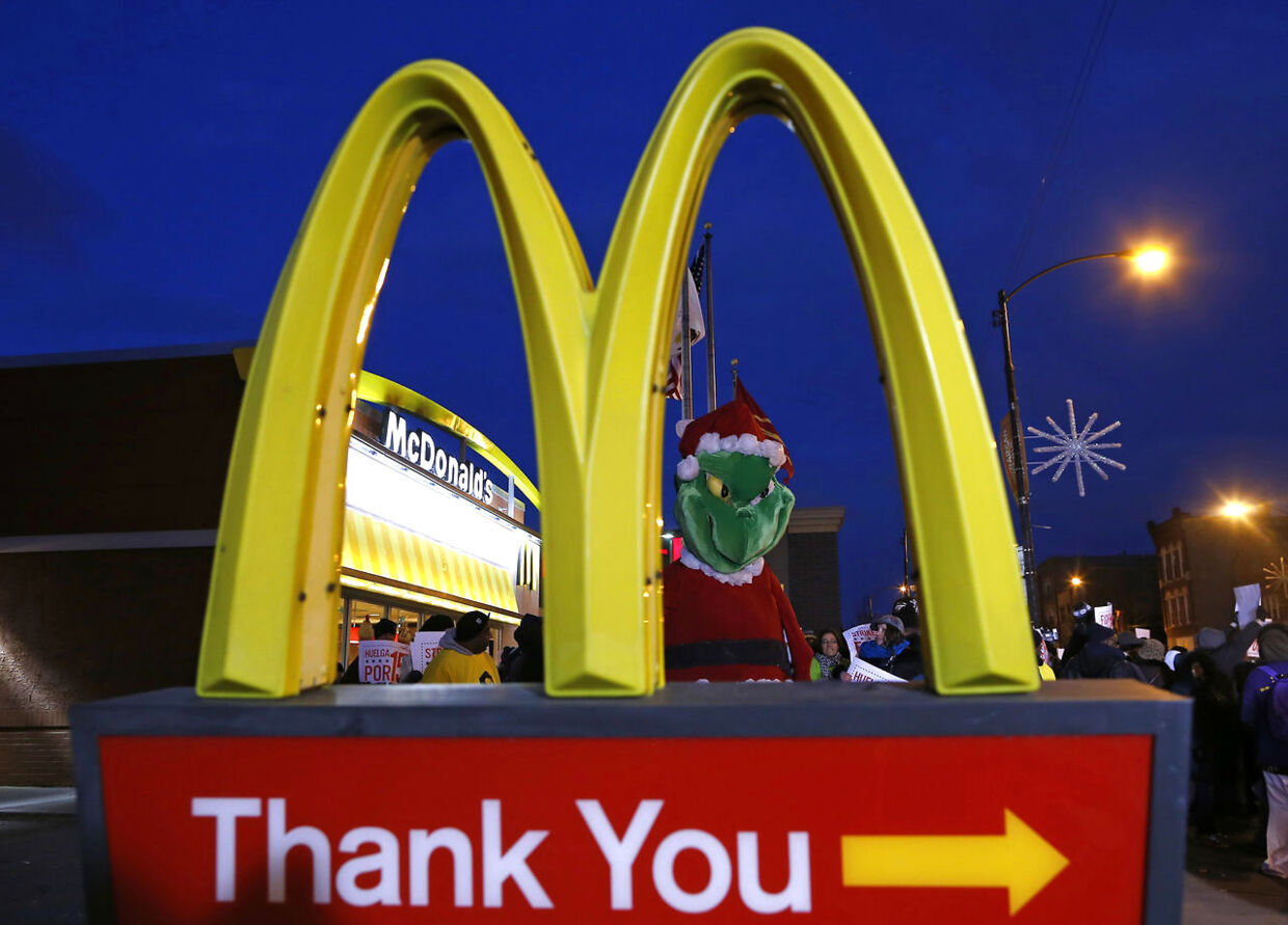 McDonald's advarer medarbejdere mod usunde kaloriebomber.