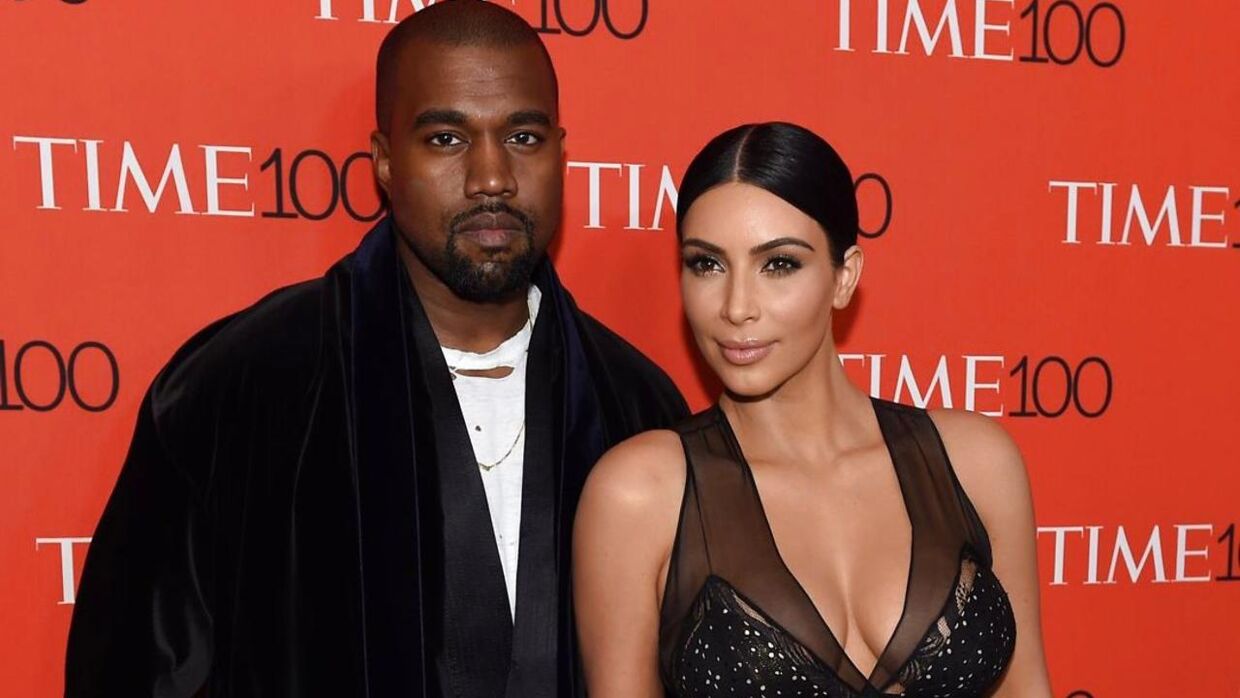 Kanye West var gavmild med gaverne til konen Kim Kardashian. Hele 150 julegaver havde rapperen købt til sin elskede.