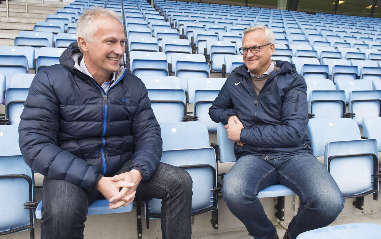 BT har besøgt Esbjergs ledelsen og fået svar på den kritik, der har været siden træner Niels Frederiksens afskedigelse.
