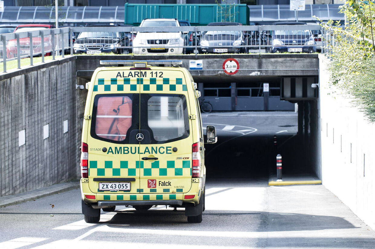 Allerede på turen til hospitalet kan ambulancemandskabet forberede den akutte behandling 