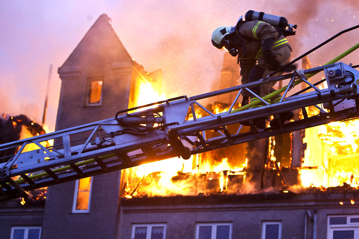 Brand i beboelsesejendom på Valbygårdsvej nr. 44. 
