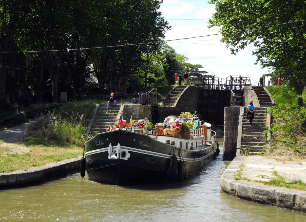 Kanalrundfart på Kanal du Midi i Frankrig.