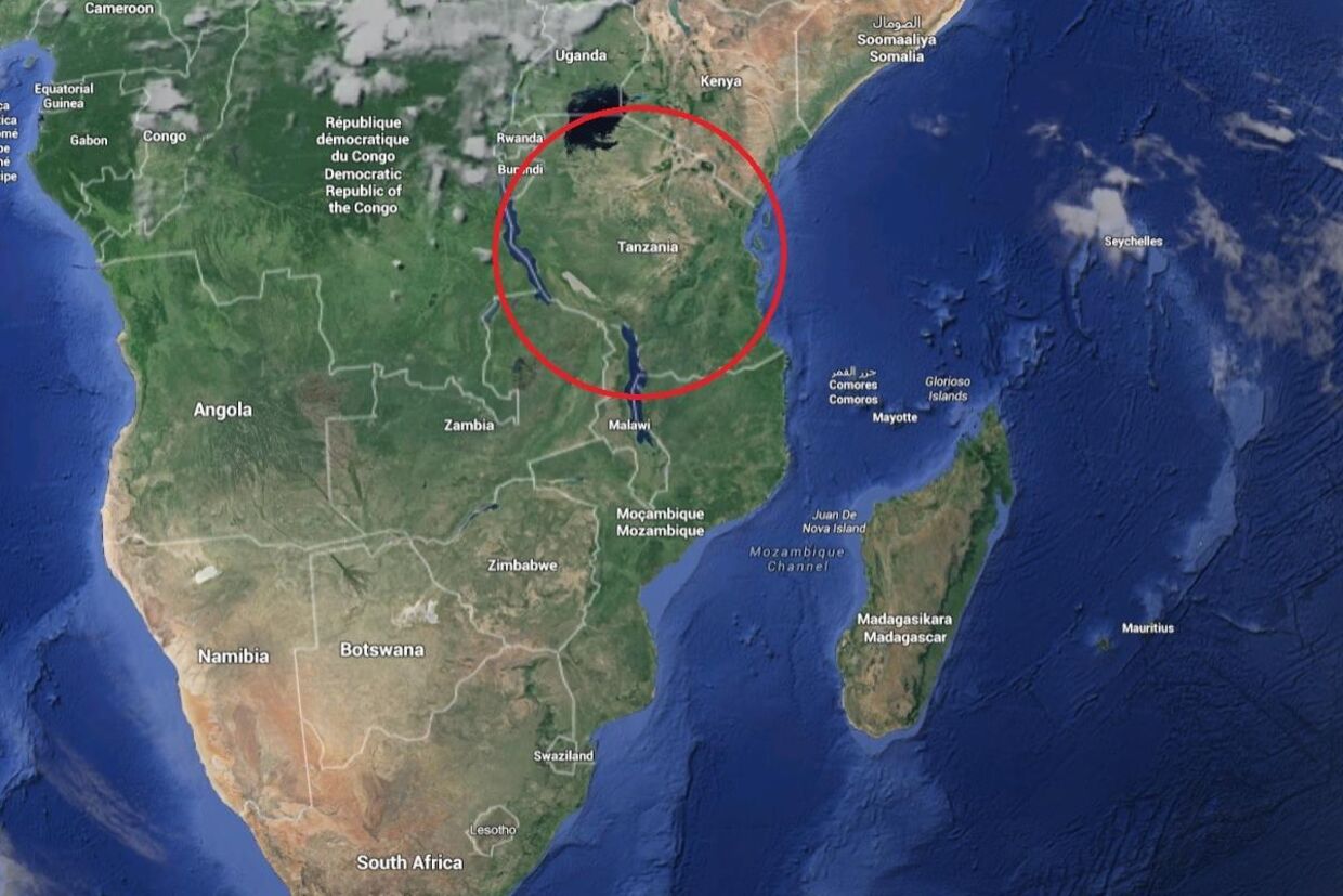 Пролив между африкой и островом мадагаскар. Мозамбикский пролив на карте Африки. Мозамбикский пролив. Острова в Мозамбикском проливе. Мозамбикский пролив местоположение.
