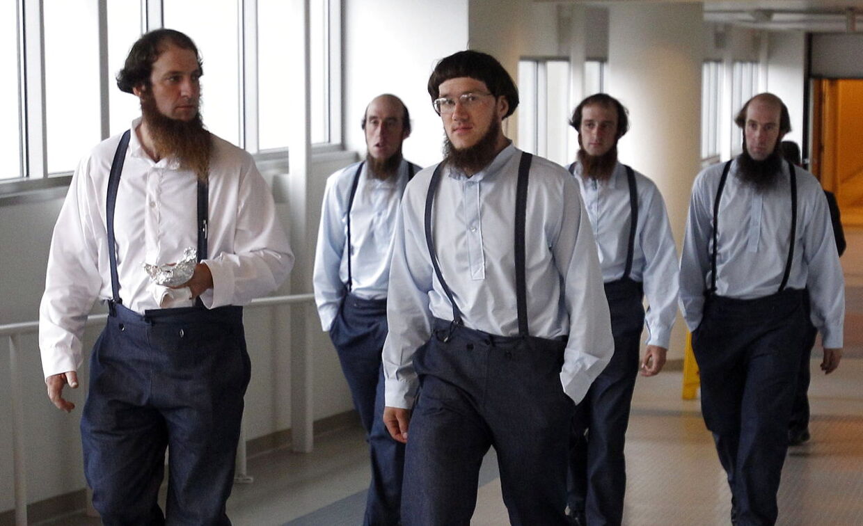 Medlemmer af den kristne Amish-bevægelse i USA er idømt 10 års fængsel for ...