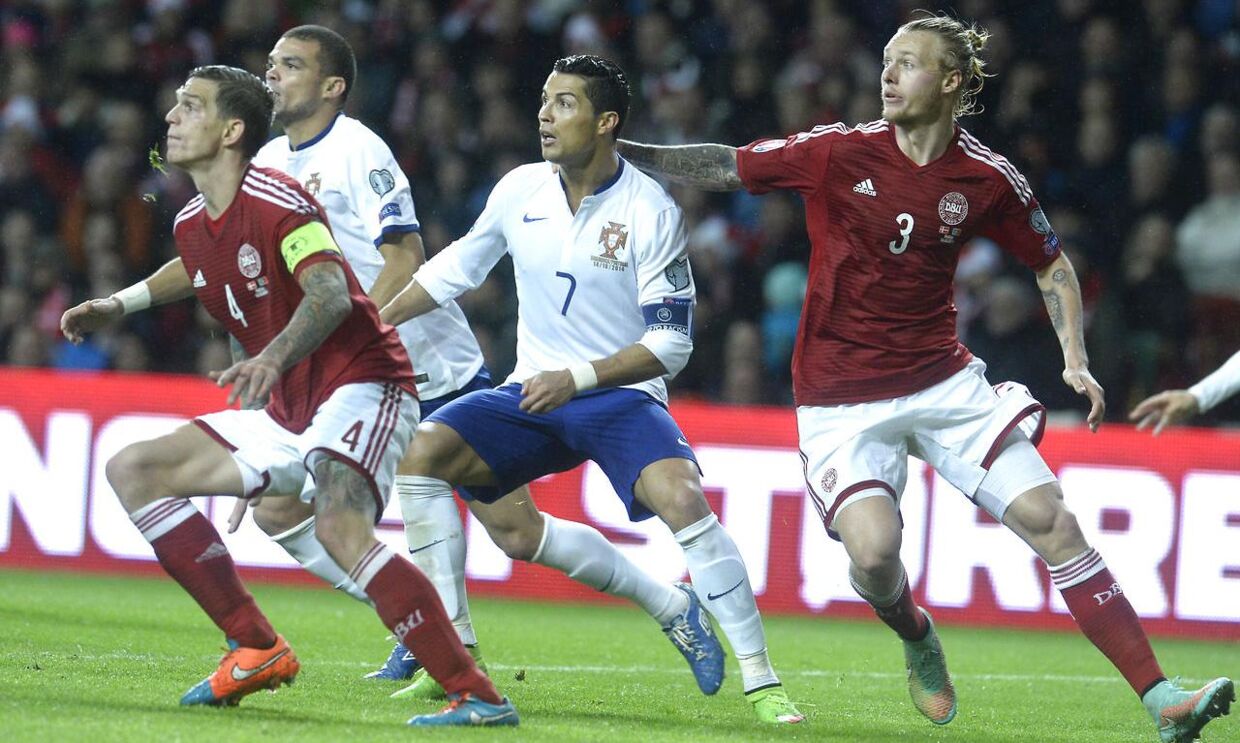 De danske forsvarsspillere får deres at se til, når de torsdag aften skal forsøge at forhindre Cristiano Ronaldo (7) i at score 