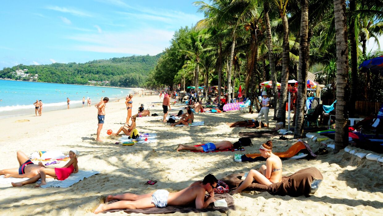 Sådan ser strandliv på Phukets ud, efter militæret i sommer rydede op og fjernede de ulovlige virksomheder.