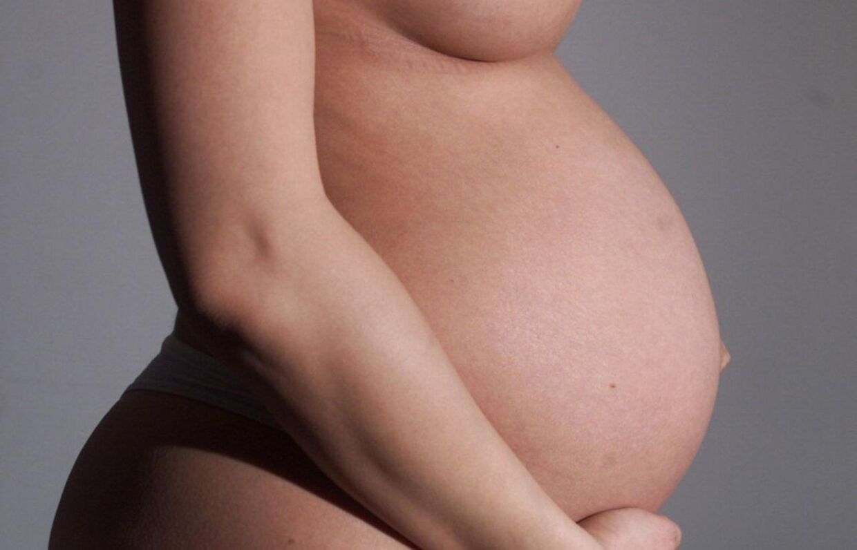 Nye kemikalier fra hverdagen truer gravide med abort. Danmark er det sjette bedste land at være mor. 