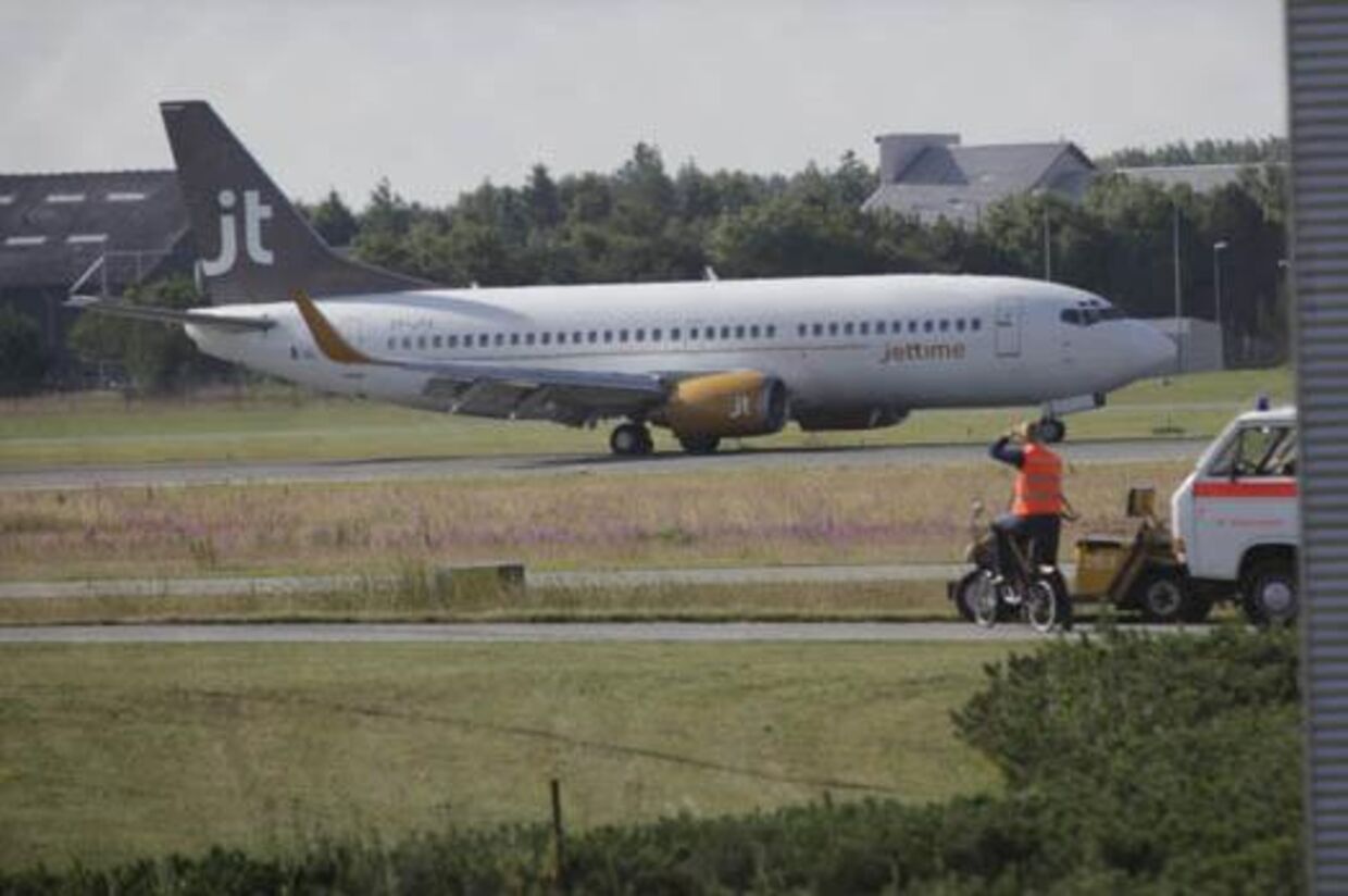 Her er det Jet Times-fly, som tirsdag morgen måtte vende om og lande i Billund Lufthavn.