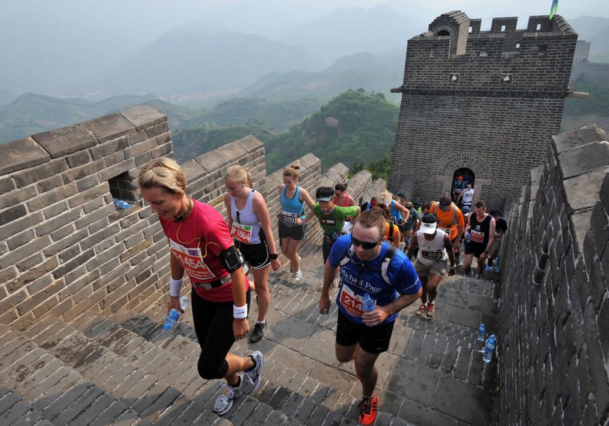 The Great Wall Marathon på den kinesiske mur blev løbet for 17. gang, og 2.444 løbere besejrede verdens største fæstningsværk.
