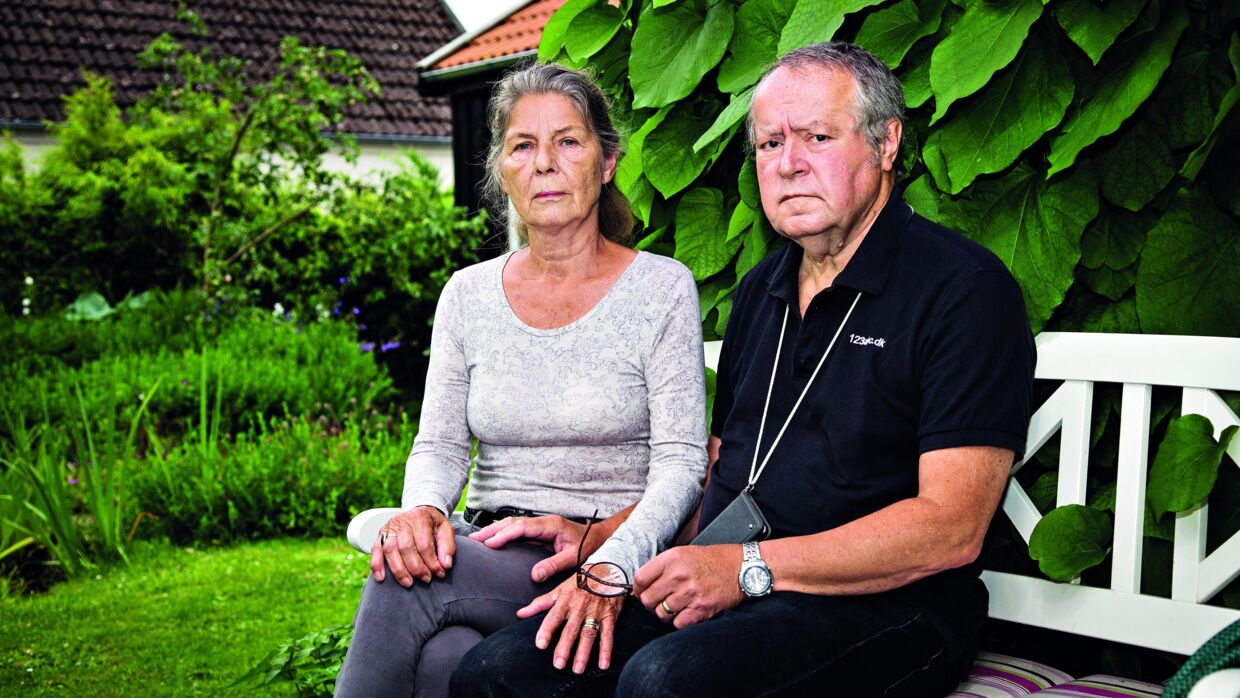 Ægteparret Inger Lis og Jørgen Brenting frygter, at den lange svartid ender med at koste den 68-årige kvinde livet.